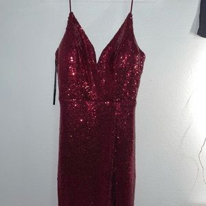 Red/Burgundy Sequin Dress. Leg Slit. Maxi Length. Used once